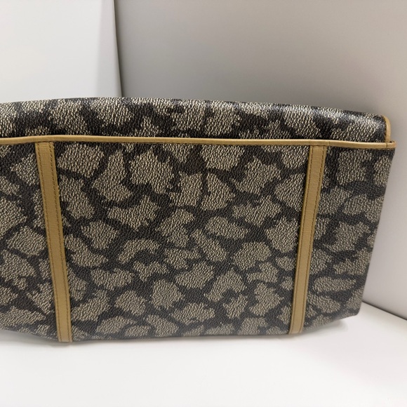 YSL VINTAGE CLUTCH - Picture 2 of 9